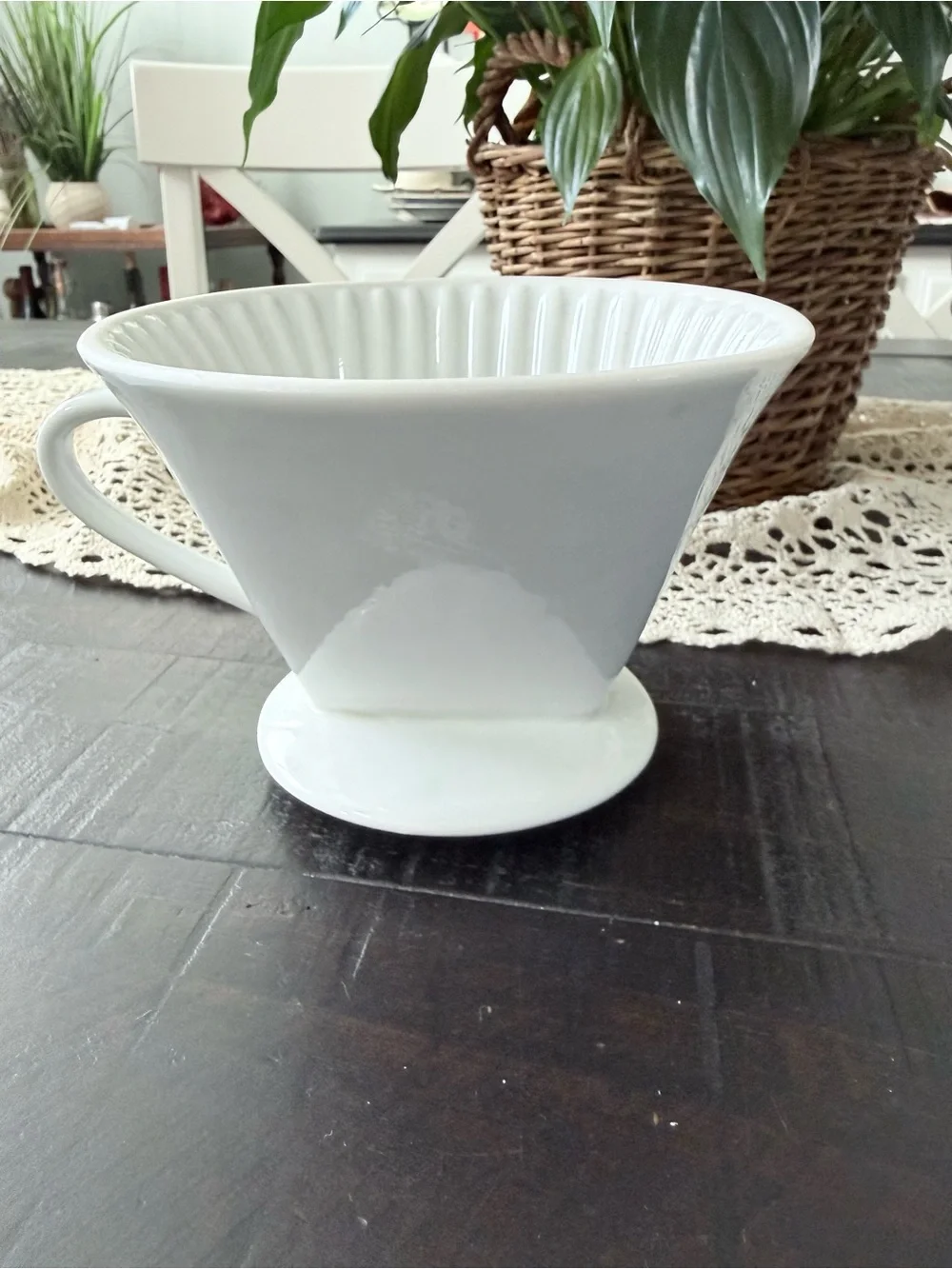 Vintage Melitta White Ceramic Coffee Dripper Pour Over Cone Filter #102 1 Hole